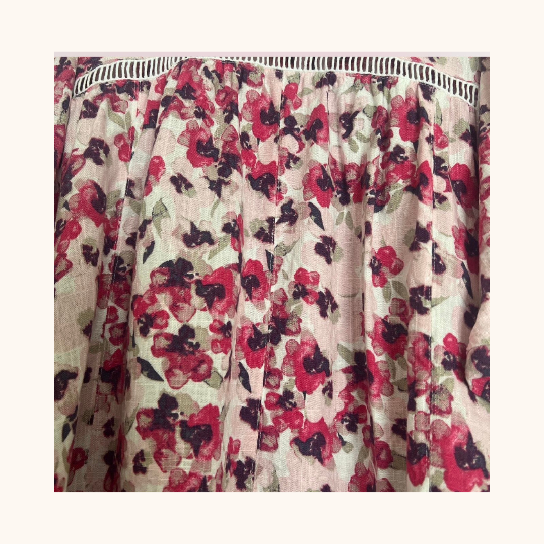 Decjuba Floral Blouse  Soft Romantic Style, Linen Blend (Size 16)